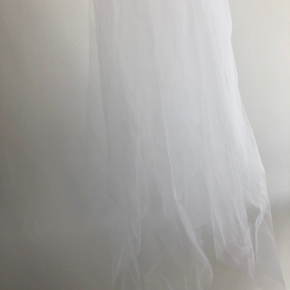 New bridal veil + accessory - Picture 3 of 5